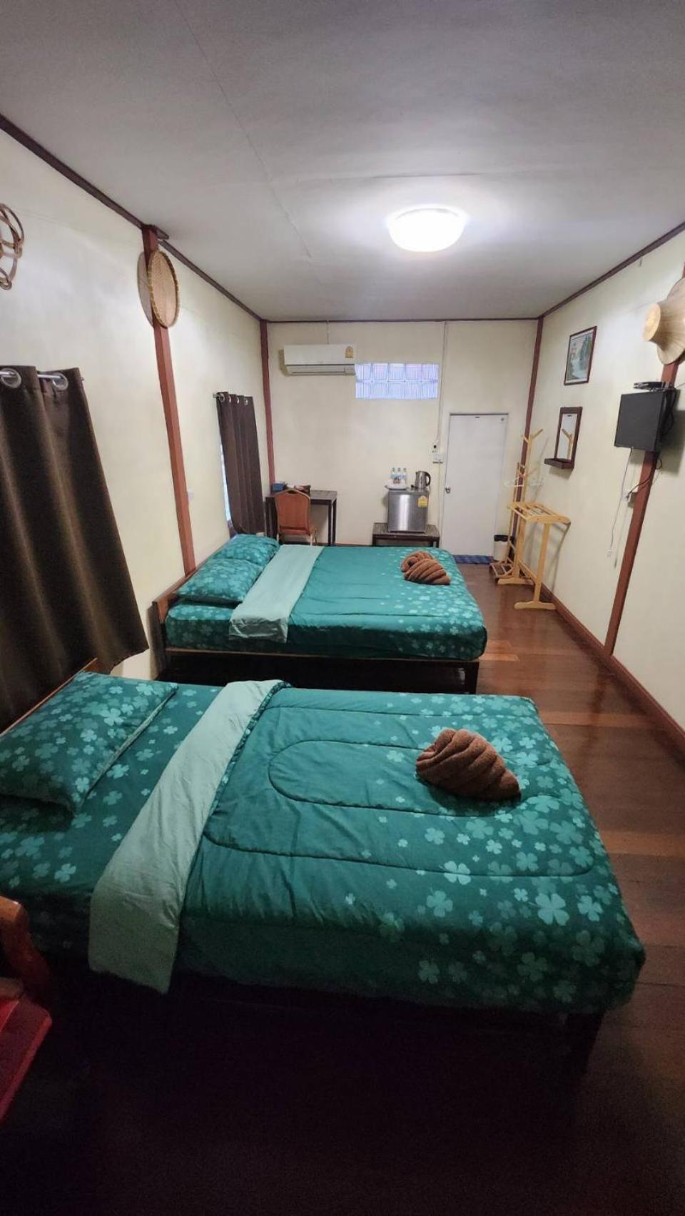 Hotel Baan Khun Ya Ayutthaya Exteriér fotografie